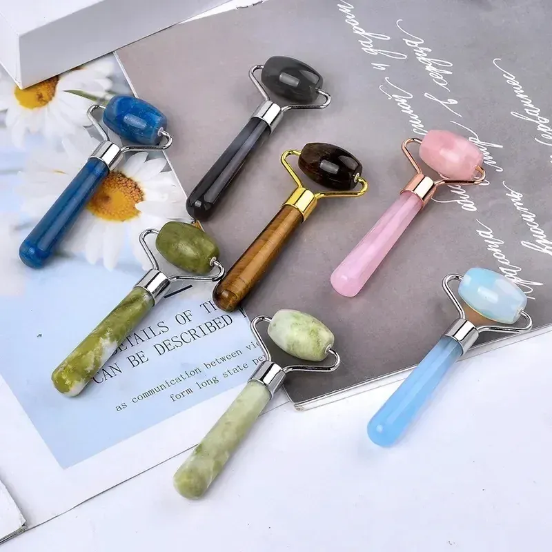 Jade Roller vs Rose Quartz: Which Stone Is Right for Your Brand?