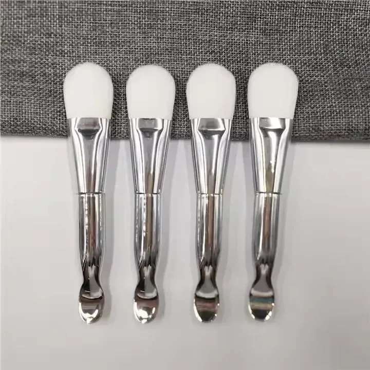 Silicone-Head Makeup Brush